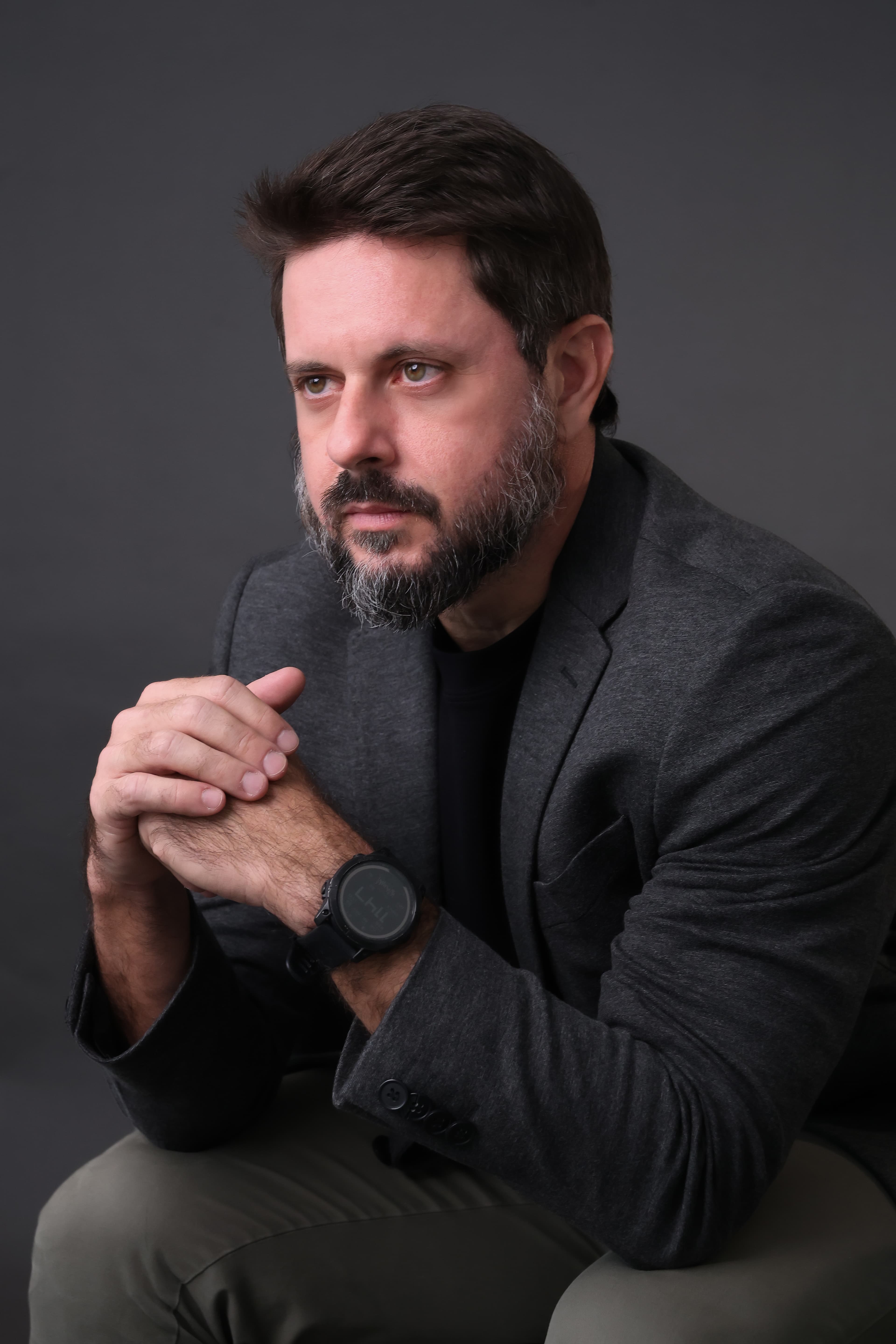 Rodrigo Piassi — Host do Além do Achismo